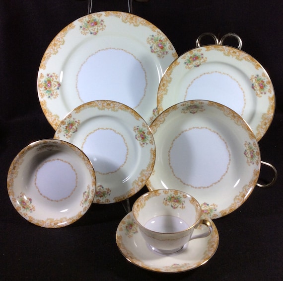 Noritake Mystery 198 Dinnerware, Gold Trim, Tan Scroll Border