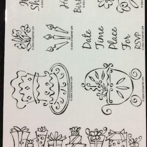Algo para celebrar el juego de sellos montados en madera de Stampin Up, Feliz cumpleaños, Es una ducha, Regalos, Regalos, Borde, Pastel, Velas, Buggy