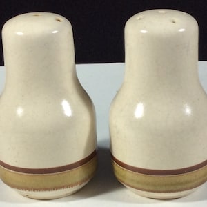 Stoneware Salt And Pepper Shaker Set, 70's Vibe, Earthtones, Made In Japan, Brown Bands