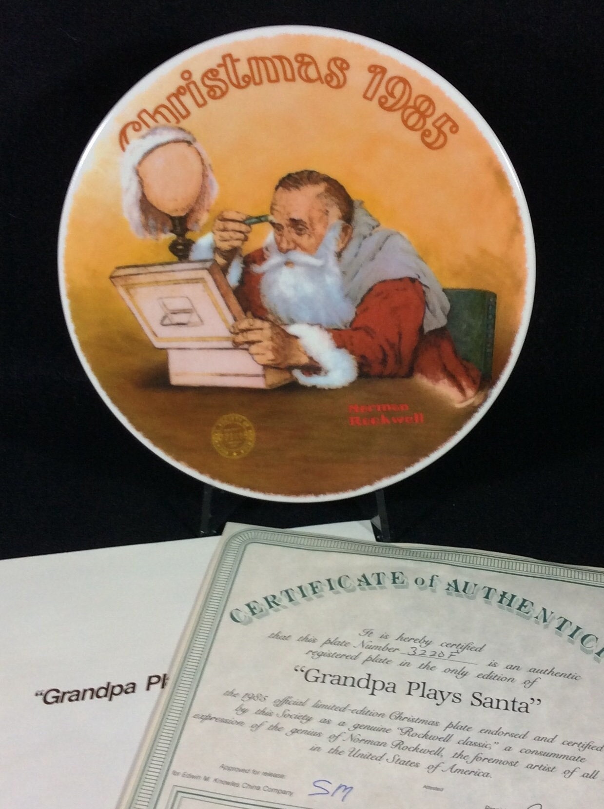 Christmas 1985 Grandpa Plays Santa Collector Plate Series