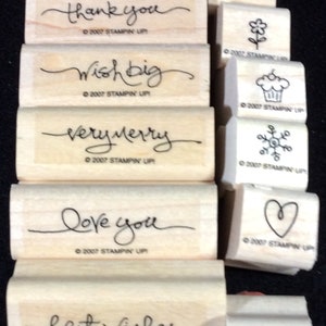 Juego de sellos montados en madera cortos y dulces de Stampin Up, Bienvenido bebé, Gracias, Mis mejores deseos, Deseo grande, Muy feliz, Te amo, Flor, Corazón