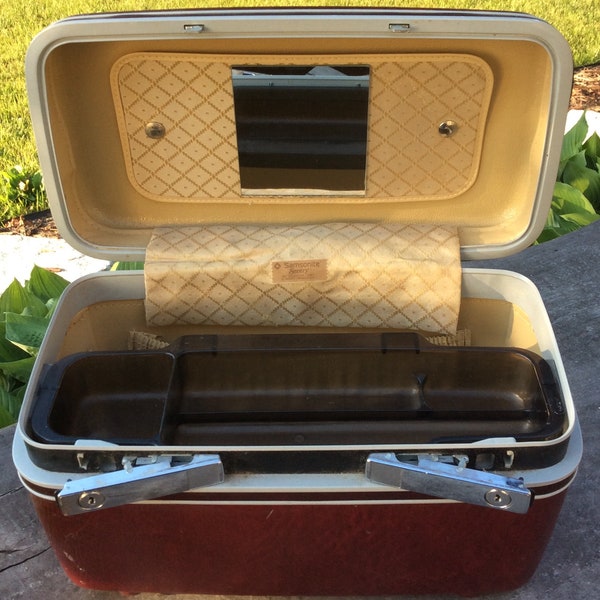 Samsonite Sentry Train / Make Up Case With Tray And Mirror, Hard Shell, Maroon, Travel, Luggage, Cosmetic, Storage, Organization