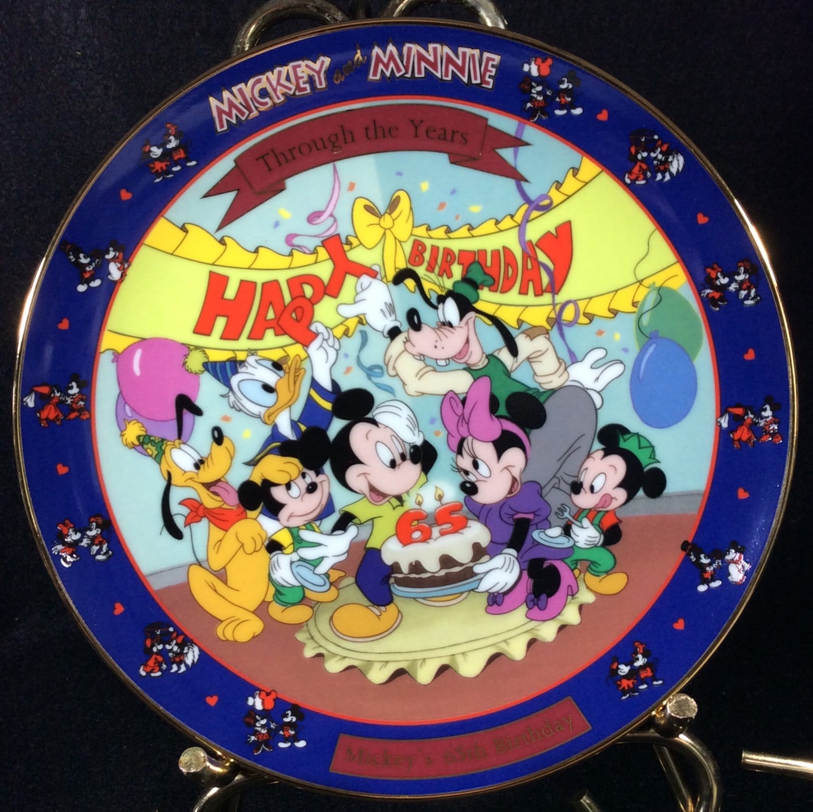 ミッキーとミニーの年月、ミッキーの65歳の誕生日、シックススプレート