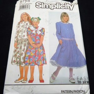 Simplicity Girls&#39; Dress Pattern 9758 Size 7,8,10,12, 14