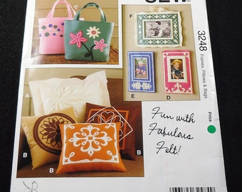 Kwik Sew Fun With Fabulous Felt Picture Frames, Pillows and Bags Pattern 3248