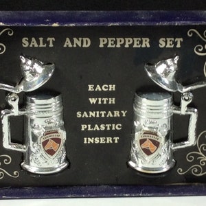 Tennessee Souvenir Plastic Silver Stein Salt And Pepper Shakers With Horses, Made In Japan, NOS