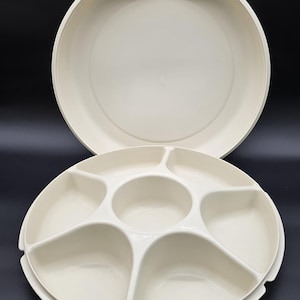 Vintage Tupperware Almond Vegetable And Dip Tray With Lid, 1665, Made In The USA, Divided, Middle, Party Tray, Missing Center Cup With Lid