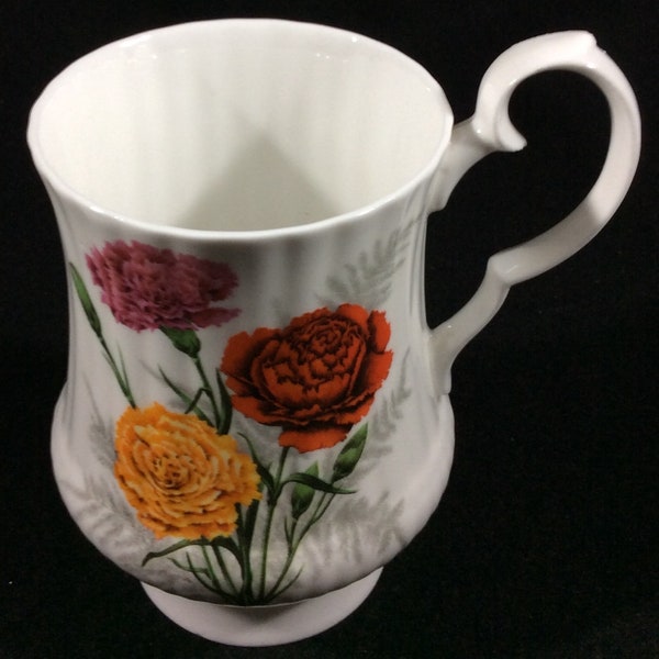 Royal Windsor Carnation Pedestal Mug, Fine Bone China, Made In England, Coffee, Tea,