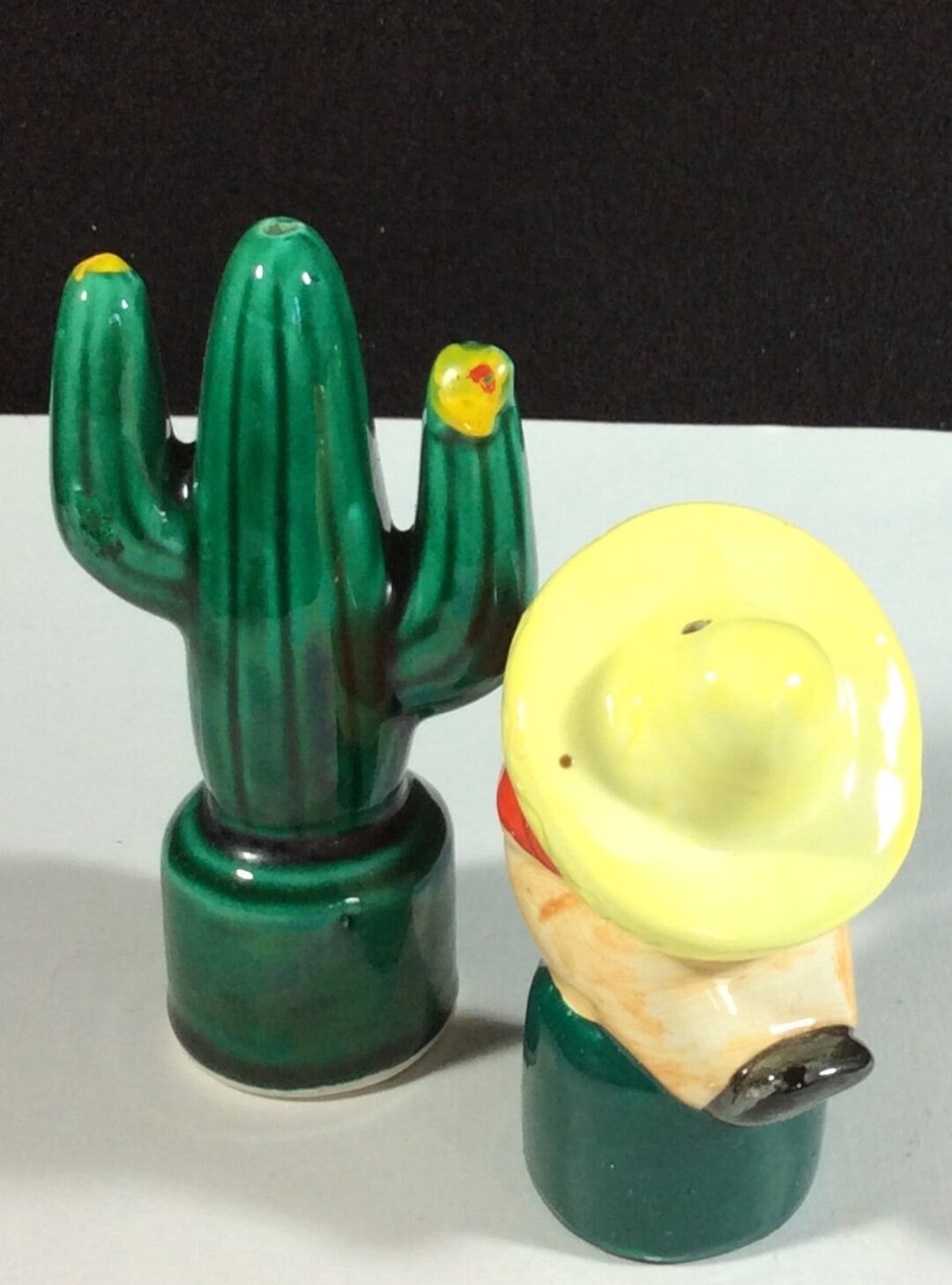 Man in Sombrero With Cactus Salt and Pepper Shaker Set, Made in Japan