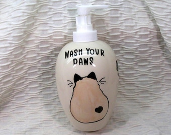 Siamese or Himalayan Cat with Heart Wash Your Paws Soap Dispenser Ceramic
