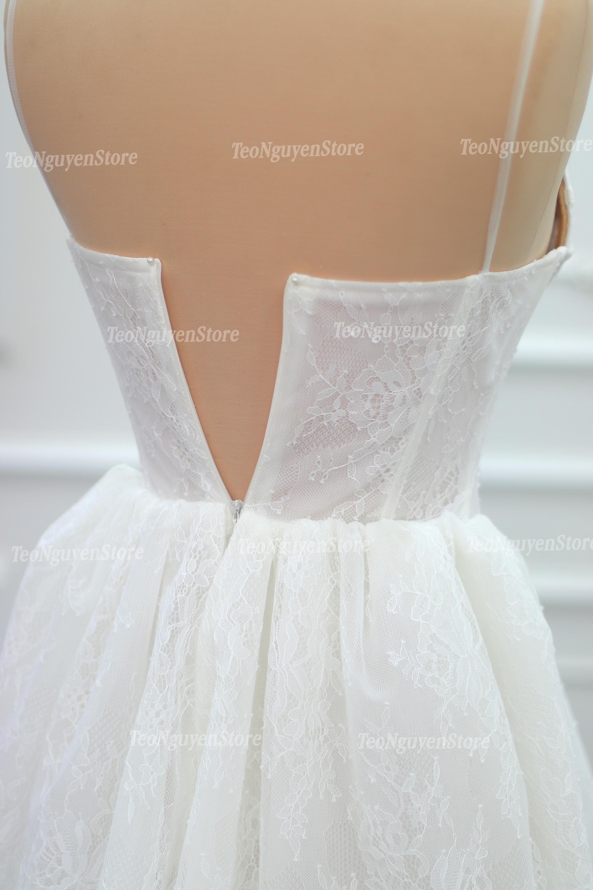 white eyelash lace dress Eyelash Lace Bustier Bodycon Dress - White