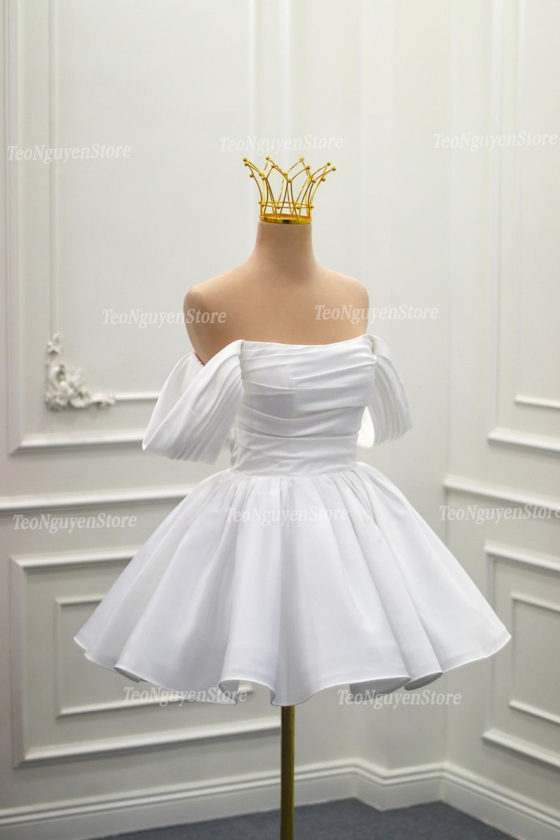 Plunging V-Neck Satin A-Line Short Cocktail Dress White
