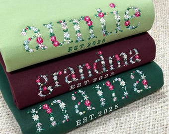 Embroidered Floral Mama Sweatshirt with Kids Name on Sleeve | Custom Auntie/ Grandma Sweatshirt | New Mom Gift | Mothers Day Gift for Mom