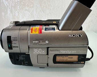 Sony CCD-TRV16 Night Shot Camcorder Handycam Bundle Y2K Video 8