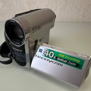 SONY Mini DV Handycam 40x ズーム Sony NTSC MiniDV HandyCam Camcorder - 40x Zoom - Video Transfer