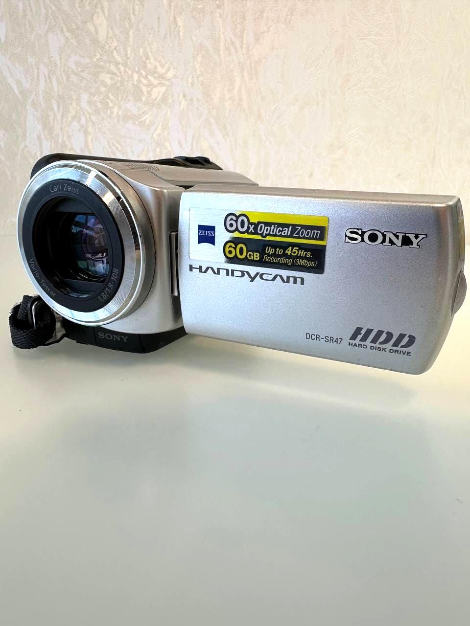 Carl Zeiss Sony Hard Drive Camcorder Sony HDR-XR100 Handycam® 80GB