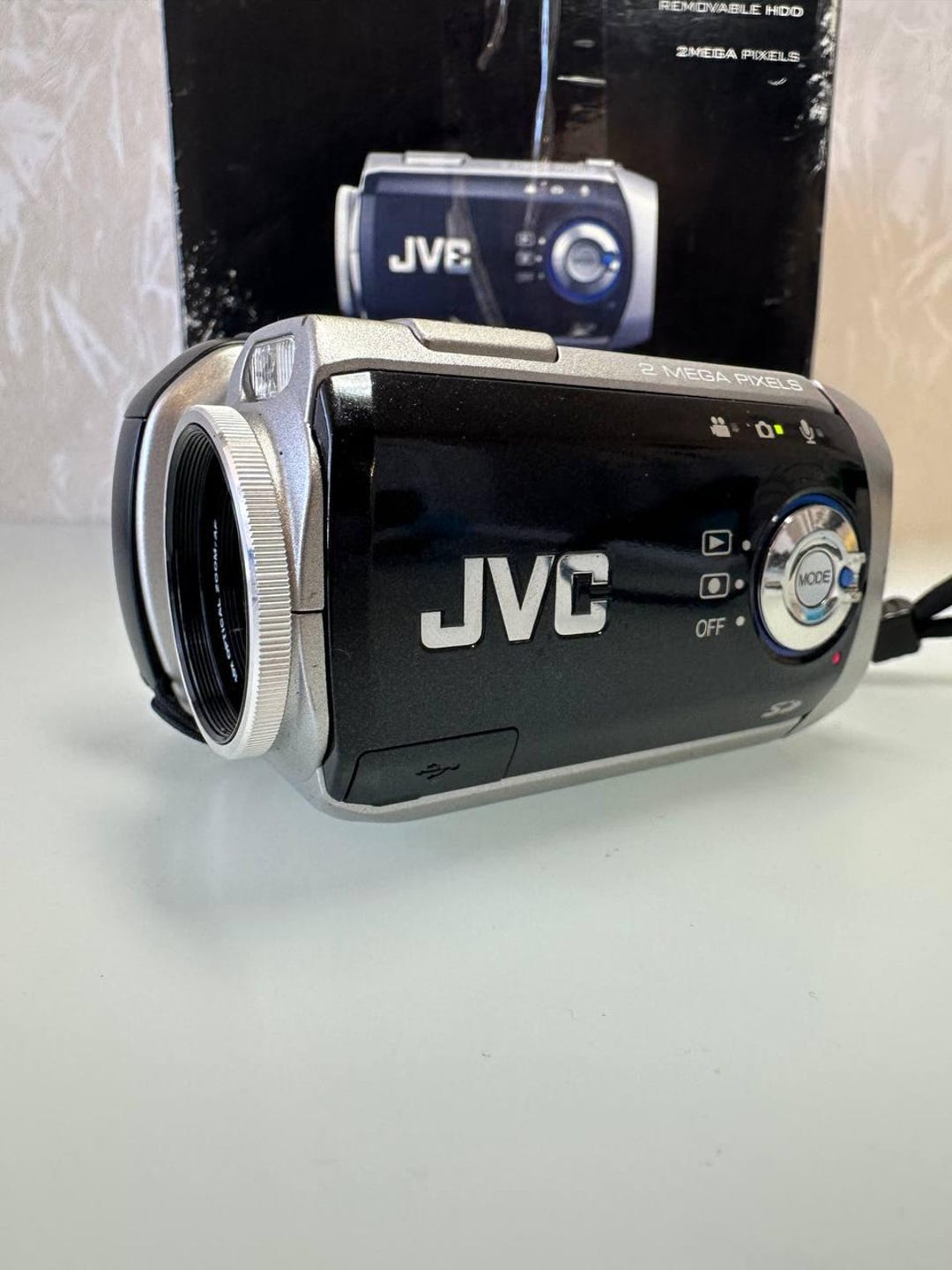JVC Everio GZ-MC200E Camcorder | Y2K Digital Media Video Camera
