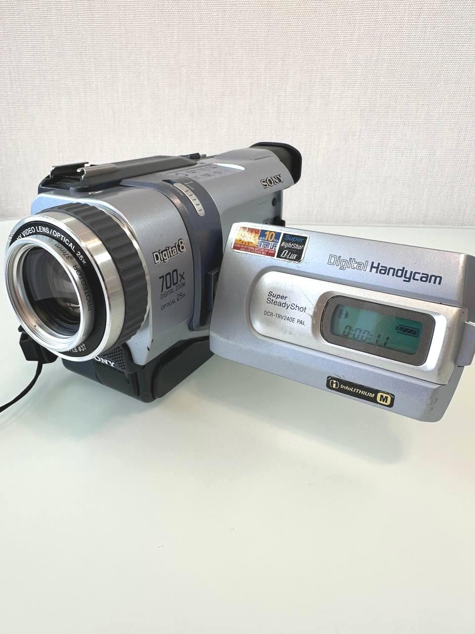 SONY VIAO/Windows11/SSD240G/メモリ8G★レア色★美品 Sony DCR-TRV240E Digital8 Camcorder, PAL, 25x Optical Zoom
