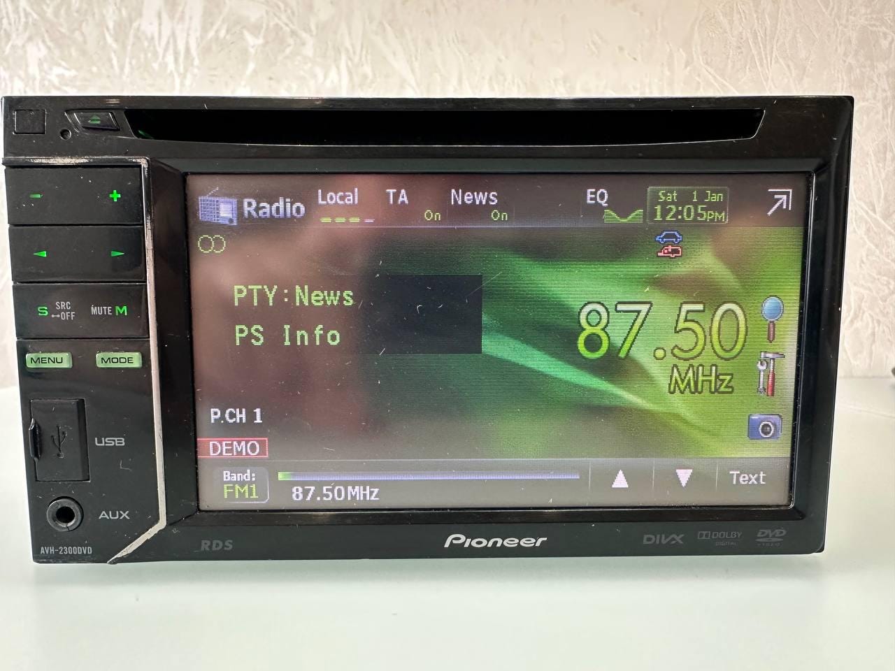 Pioneer AVH-2300DVD Double Din Touchscreen Car Stereo, Dvd Usb Aux