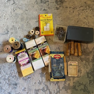 Vintage lot of sewing notions