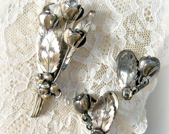 SALE 1940s Hobé STERLING silver set / floral brooch and heart earrings / demi-parure silver jewelry set / SIGNED