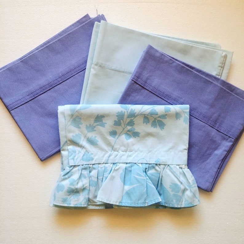 cotton florals light blue lavenders Canon butterflies 60s 70s pillowcases SET FOUR mix /& match pillowcases standard
