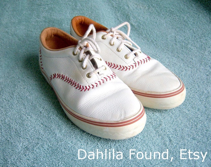 Vintage Keds Championship Series // White Leather Baseball Tennies