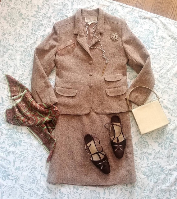 Vintage 70s Lilli Ann dress suit / Adolph Schuman