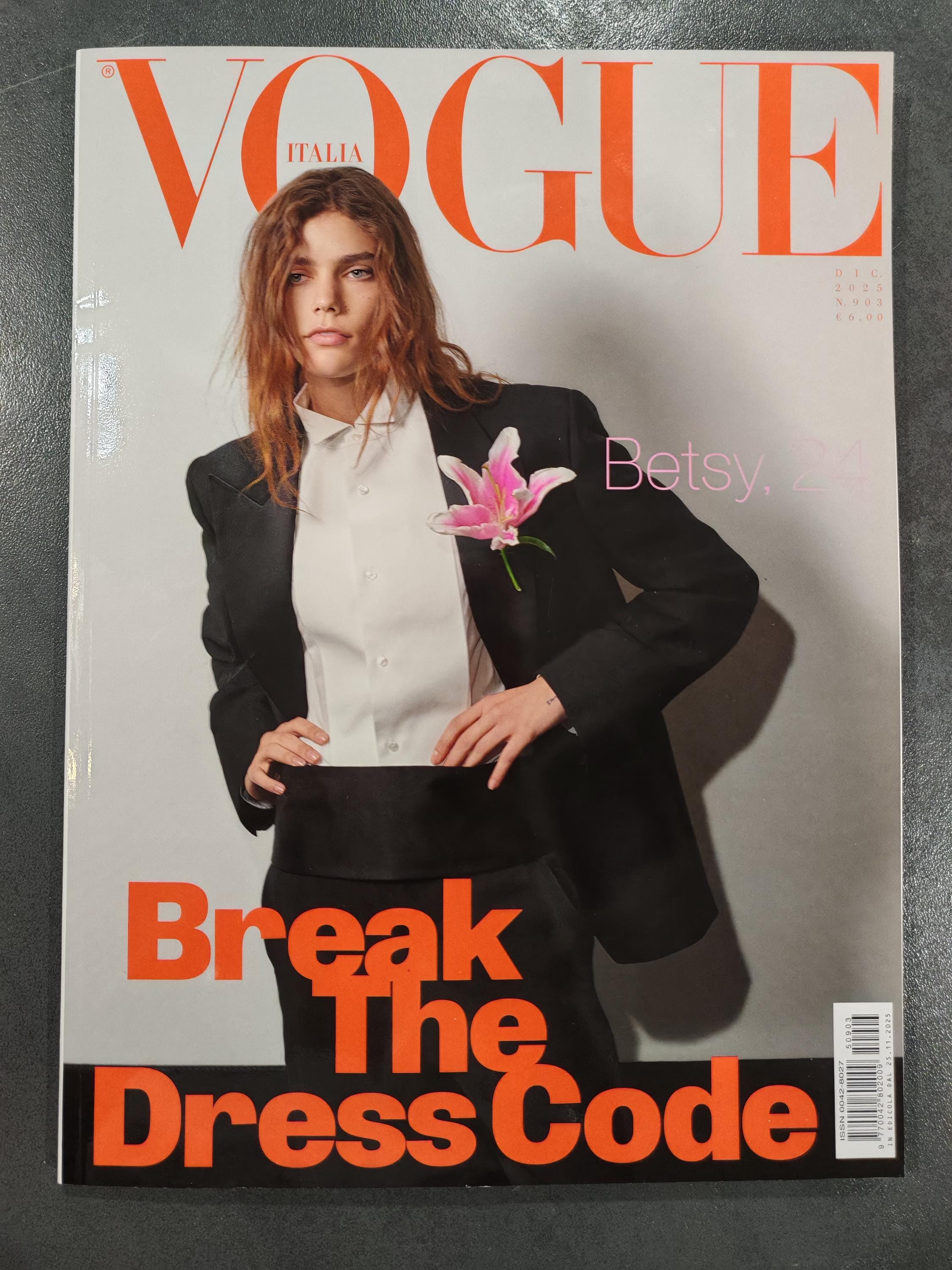 Vogue Magazine Italia December 2025. Cover Betsy Gaghan/ Magazine