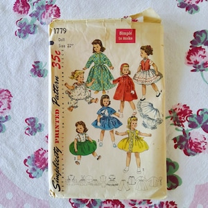Simplicity 1779 Cut Complete Vintage 1956 Sewing Pattern Doll Clothes Wardrobe 22" Dolls