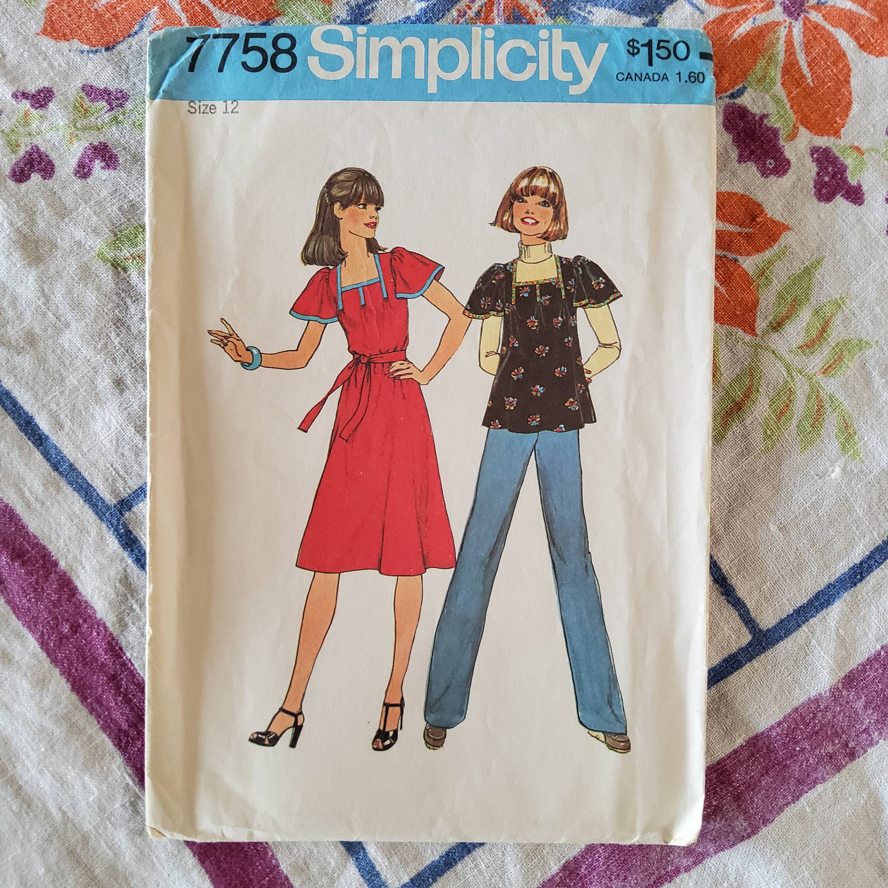 vintage an・an no.12 Techno Pave NO: 7758 men's watch. Gold glitter and black