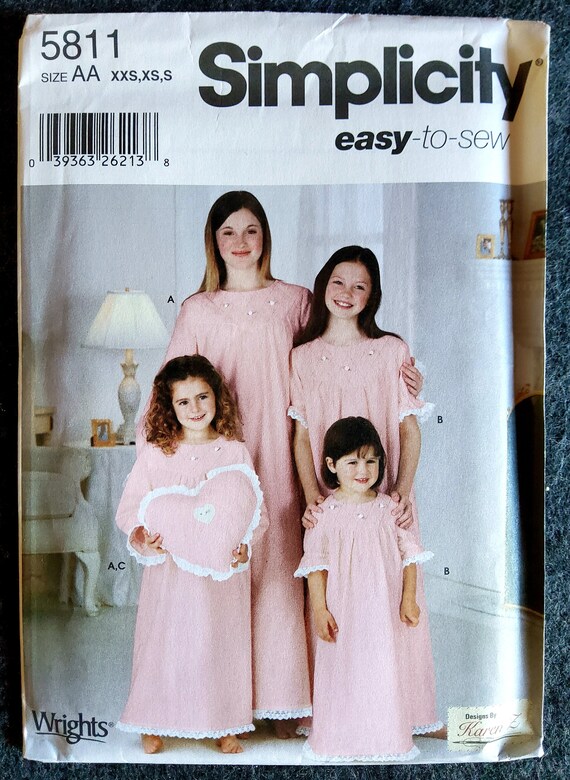 Simplicity 5811 Colecci n completa de camisones sin cortar con