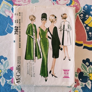 1964 party dress 1964 Mccalls 7186 Easy Party Dress or Cocktail Dress With Scoop Neck Vintage Sewing Pattern, Size 14, Bust 34, Complete
