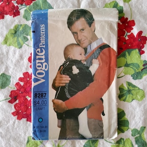 Vogue 8287 Completo Sem Cortes Dobras de Fábrica Padrão de Costura Vintage dos anos 80 Canguru para Bebês Carregando Bebês Pais Nutritivos Também Ternos para Pais