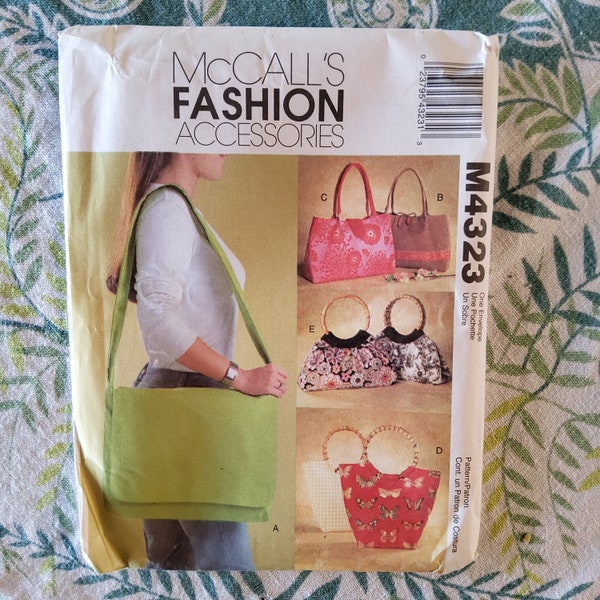 McCalls P209/4323 Complete Uncut Factory Folds Sewing Pattern Handbags Bamboo Handle Style Plus Messenger Bag