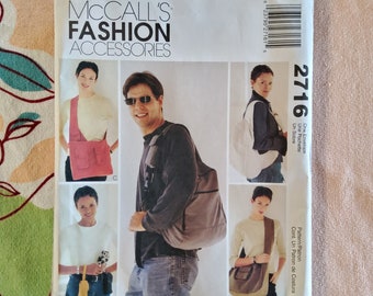 McCalls 2716 Complete Uncut Factory Folds Vintage 2000 Unisex Messenger Commuter Bag Slouch Backpack Wristlet Sporty