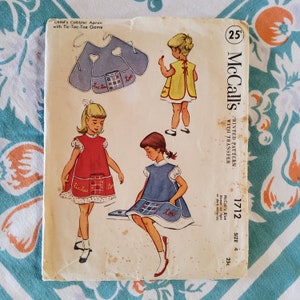 McCalls Cut Complete Unused Transfers Vintage 50s Children&#39;s Cobbler Apron with Tick Tac Toe Game Sz 4