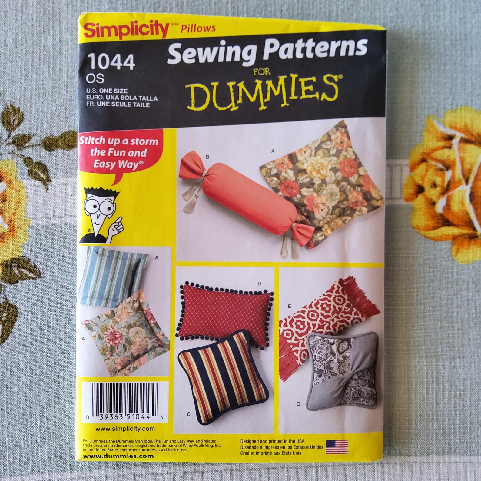 Simplicity 1044 Complete Uncut Factory Folds Sewing Patern for "dummies