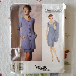 Vogue 1404 Complete Uncut Factory Folds Vintage 90s Designer Sewing Pattern Oscar de la Renta Sheath Dress Looonnngg Jacket 8-12 31.5-34