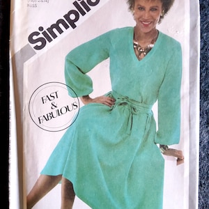 Simplicity 5277 Complete Uncut Factory Folds Vintage 80s Fast & Fabulous Pullover Dress Sewing Pattern Bell Sleeves V Neck Obi Sash 10-14