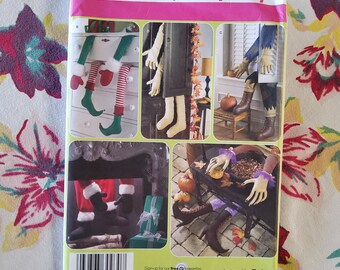 Simplicity 3642 Complete Uncut Factory Folds Sewing Pattern