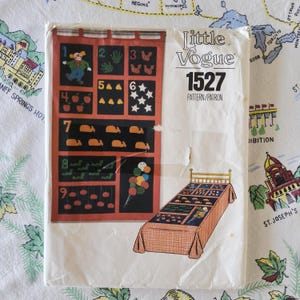 Vogue Little Vogue 1527 Complete Uncut Factory Folds Vintage 1970s Sewing Pattern Quilt Bedspread Wall Hanging Kids Bedroom