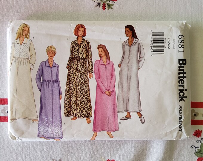 Butterick 6881 Complete Uncut Factory Folds VNTG Y2K Sewing Pattern