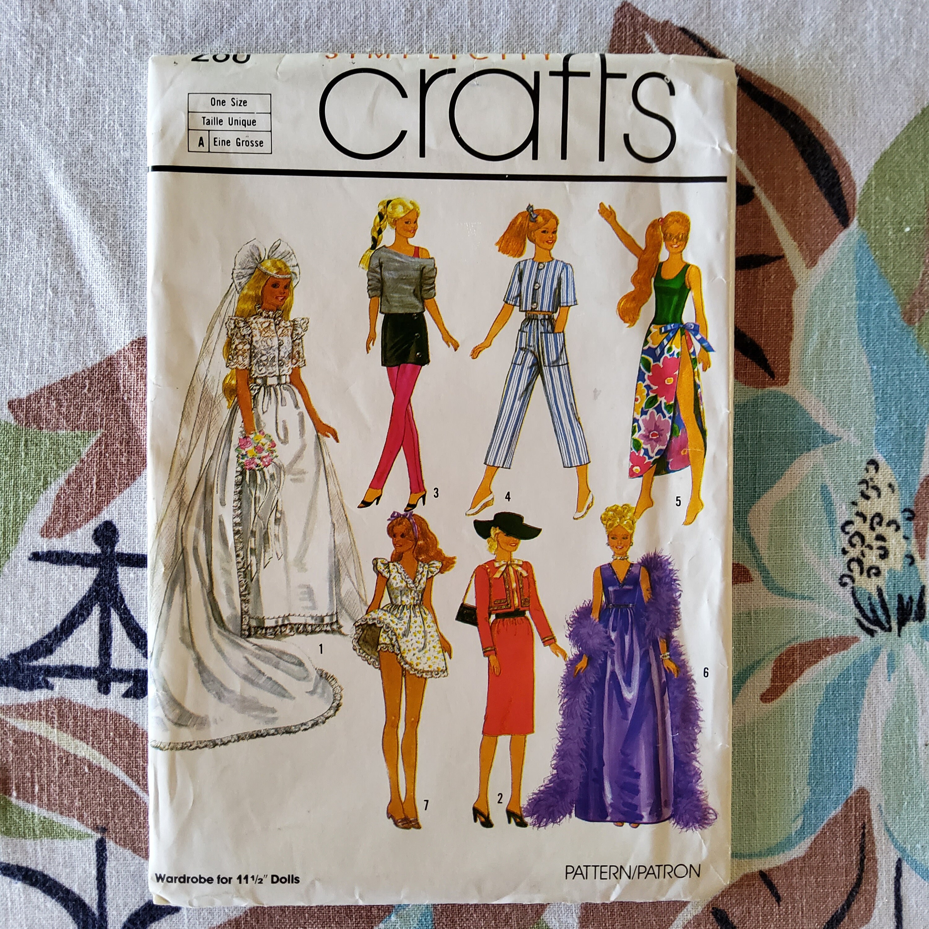 Simplicity Crafts 280 Complete Uncut Factory Folds Vintage