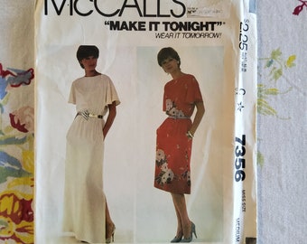 Modèle de couture complet McCalls 7356 non coupé, plis en usine vintage des années 80, modèle de couture vintage des années 80, robe à manches flottantes en 2 longueurs, taille moyenne ou coupe complète L