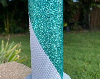 Jasmine inspired 20oz stainless steel tumbler with white honeycomb and aquamarine scatter.