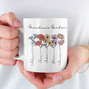 Tazza con fiori per il mese di nascita, giardino della nonna, regalo personalizzato dai nipoti, tazza per la nonna, tazza da caffè personalizzata, regalo con fiori per la nascita, regalo per la festa della mamma immagine 1