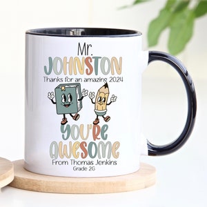 Männlich personalisierte Lehrer Tasse Benutzerdefinierte Name Lehrer Geschenk Retro Lehrer Tasse Wertschätzung Geschenke für ihn Ende des Jahres Schule Geschenk vom Studenten