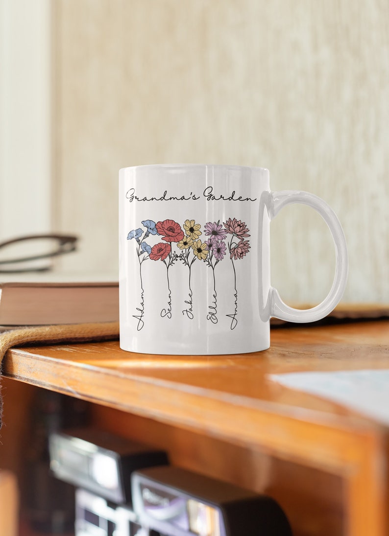 Tazza con fiori per il mese di nascita, giardino della nonna, regalo personalizzato dai nipoti, tazza per la nonna, tazza da caffè personalizzata, regalo con fiori per la nascita, regalo per la festa della mamma immagine 6