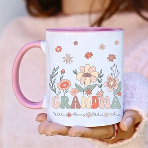 Personalised Grandma Mug With Grandkids Names, Custom Grandma Mug, New Grandma Gift, Great Grandma Gift, Christmas, Birthday Floral Name Mug